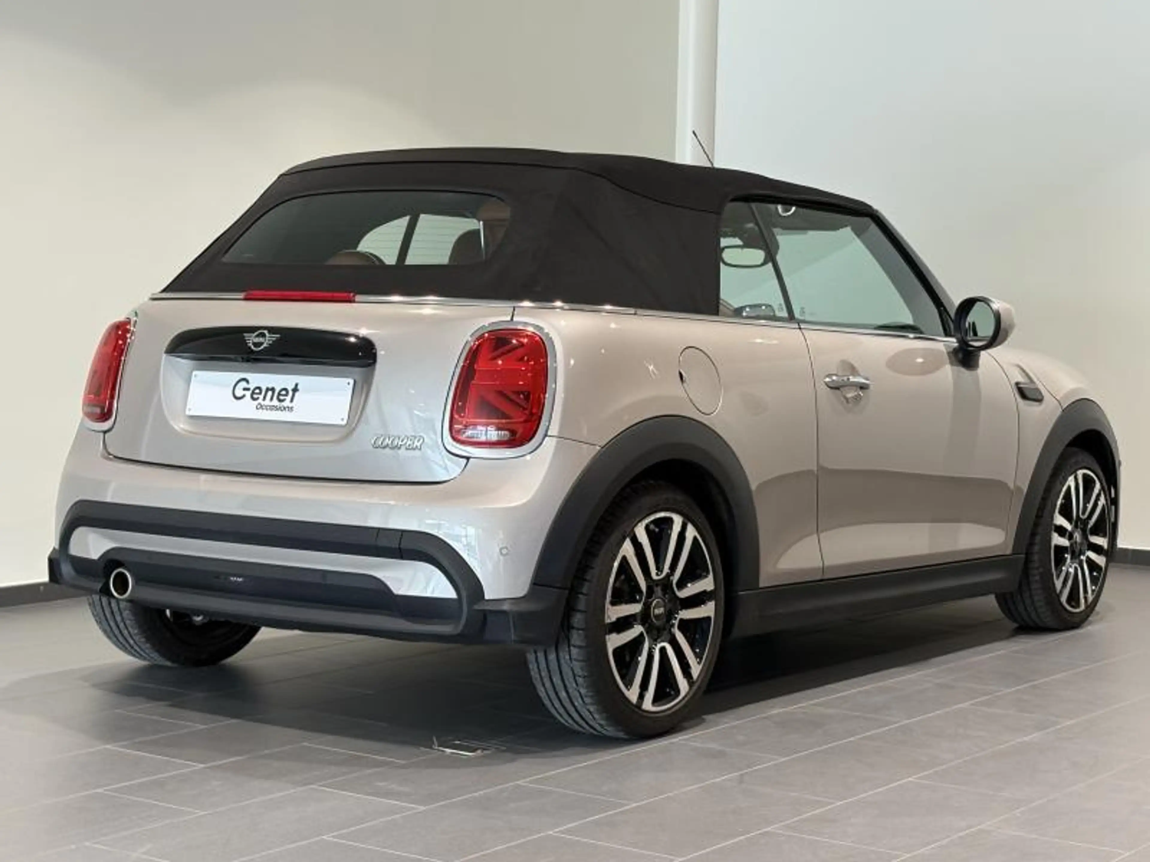 MINI Cooper Cabrio Mini Cooper Cabrio — photo 5