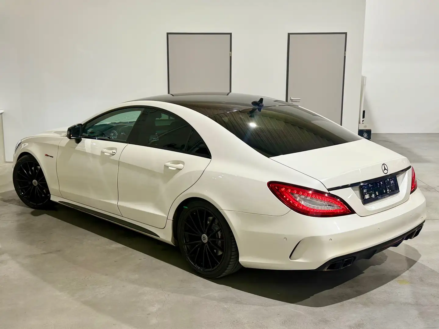 Mercedes-Benz CLS 500 CLS 500, AMG-LINE,FACELIFT, LUFTFAHR,SZH, APPLECAR Weiß - 2