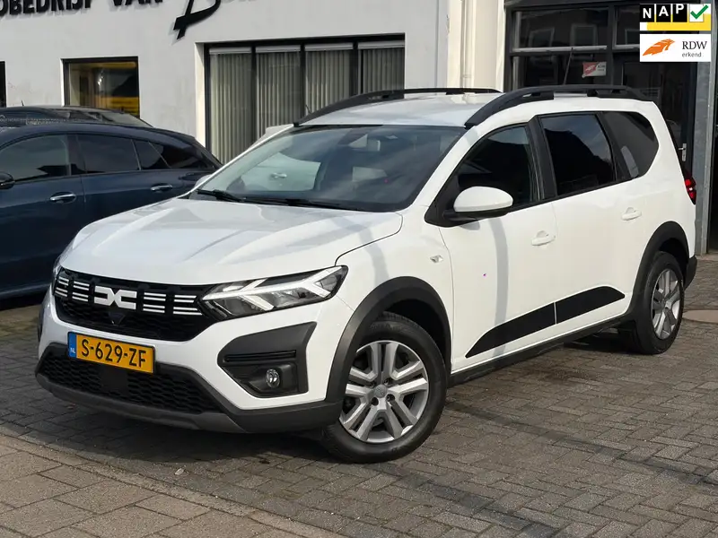 DACIA Jogger