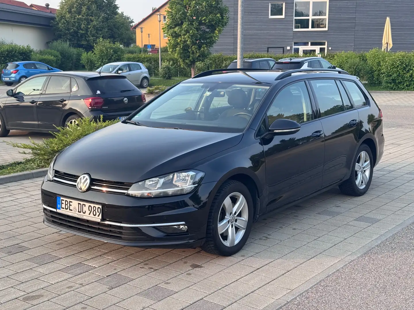 Volkswagen Golf Variant Golf VII Variant 1.4 TSI BlueMotion Technology DSG Black - 1
