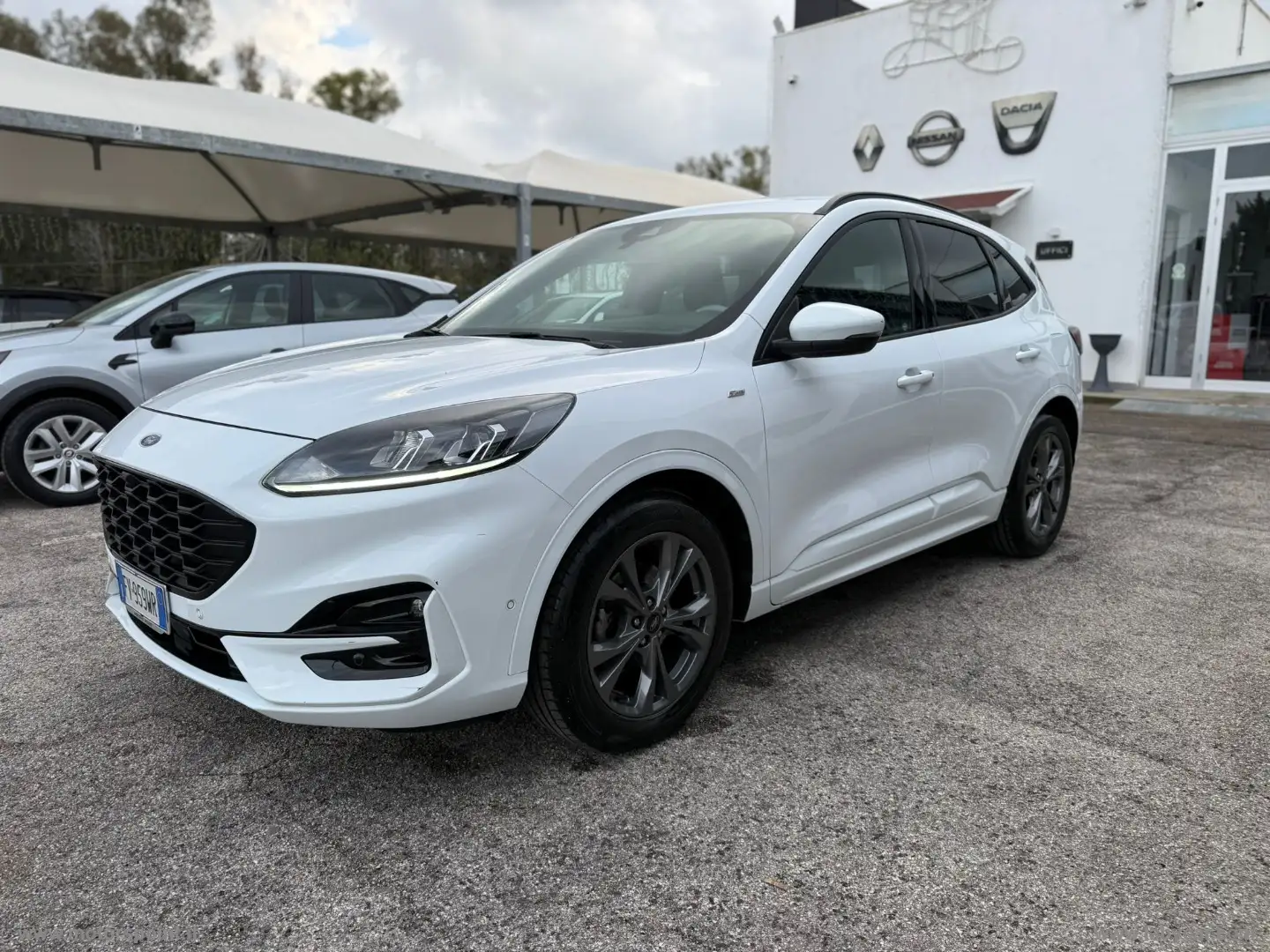 Ford Kuga 1.5 EcoBlue 120 CV 2WD ST-Line Blanc - 1
