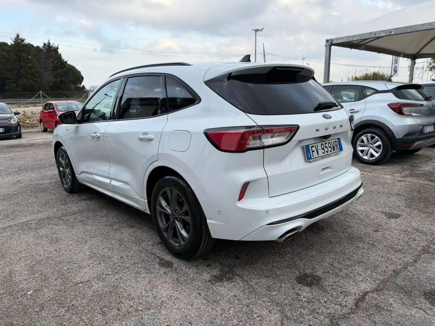 Ford Kuga 1.5 EcoBlue 120 CV 2WD ST-Line Blanc - 2
