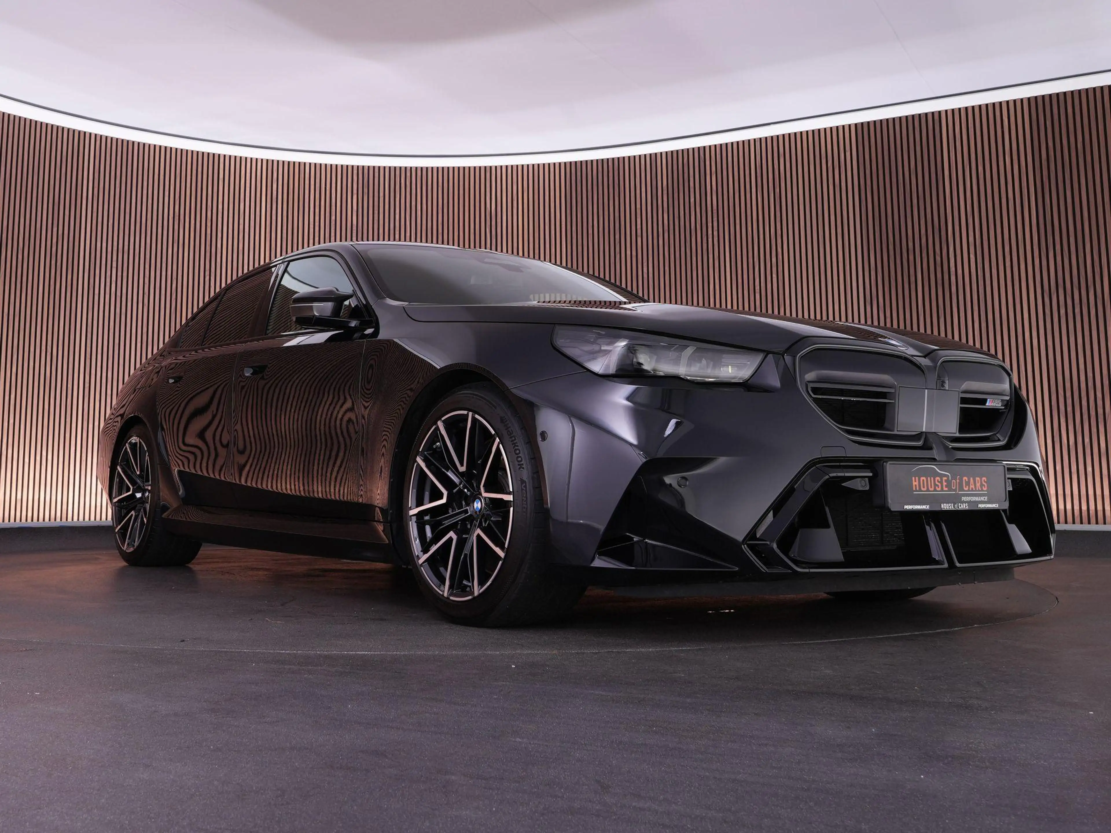 BMW M5 |BTW-auto|Carbon ext.|Bowers&Wilkins|head-up|memor — photo 39