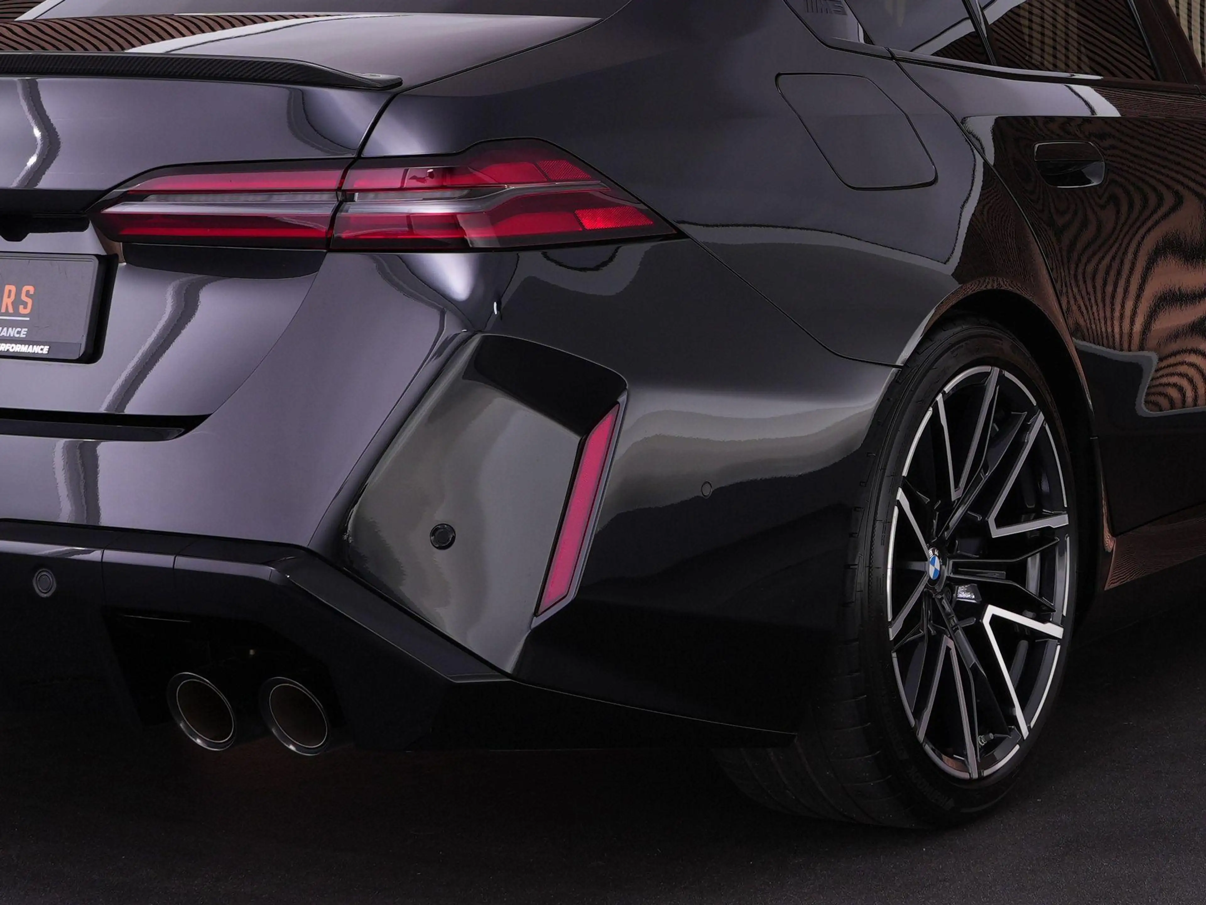 BMW M5 |BTW-auto|Carbon ext.|Bowers&Wilkins|head-up|memor — photo 26