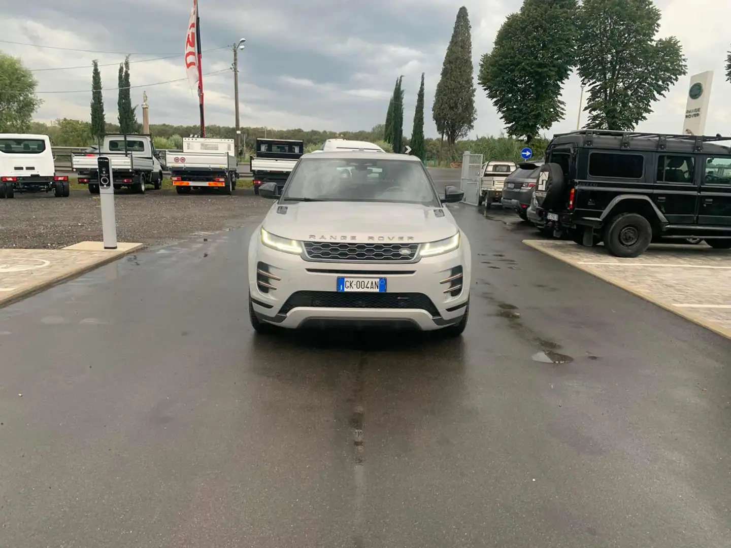 Land Rover Range Rover Evoque 2.0D I4 163 CV AWD Auto R-Dynamic HSE Grigio - 2