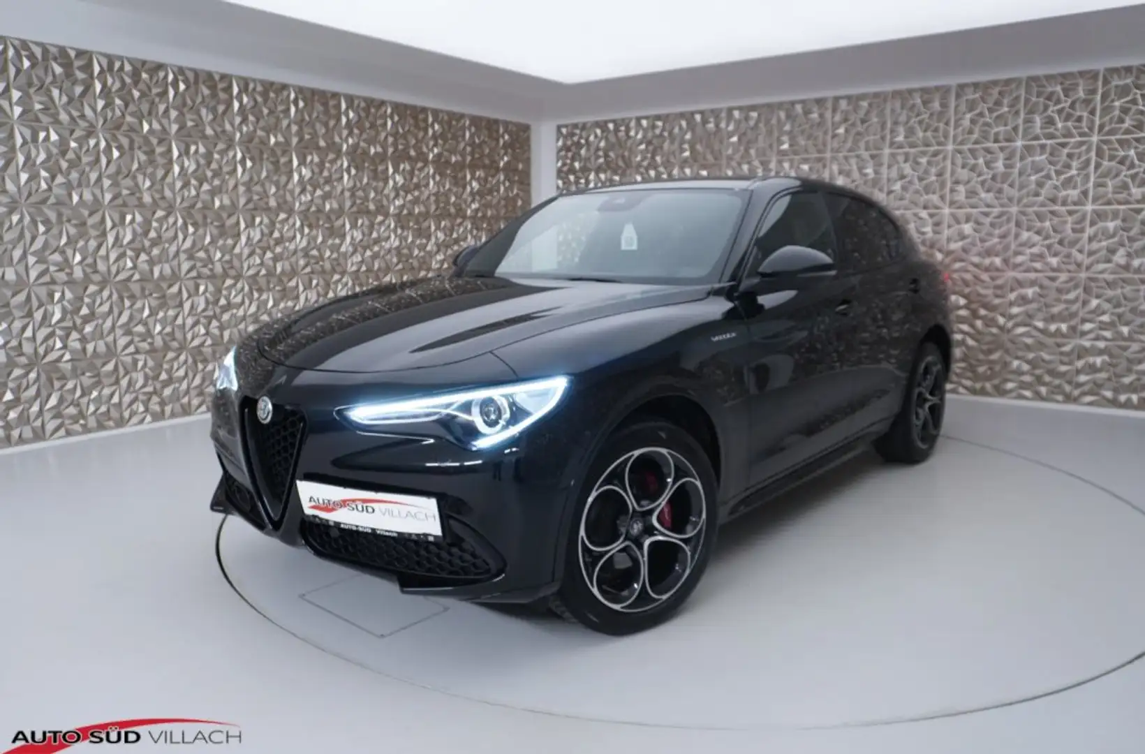 Alfa Romeo Stelvio MY22 VELOCE 2.0 TURBO 16V Rot - 1