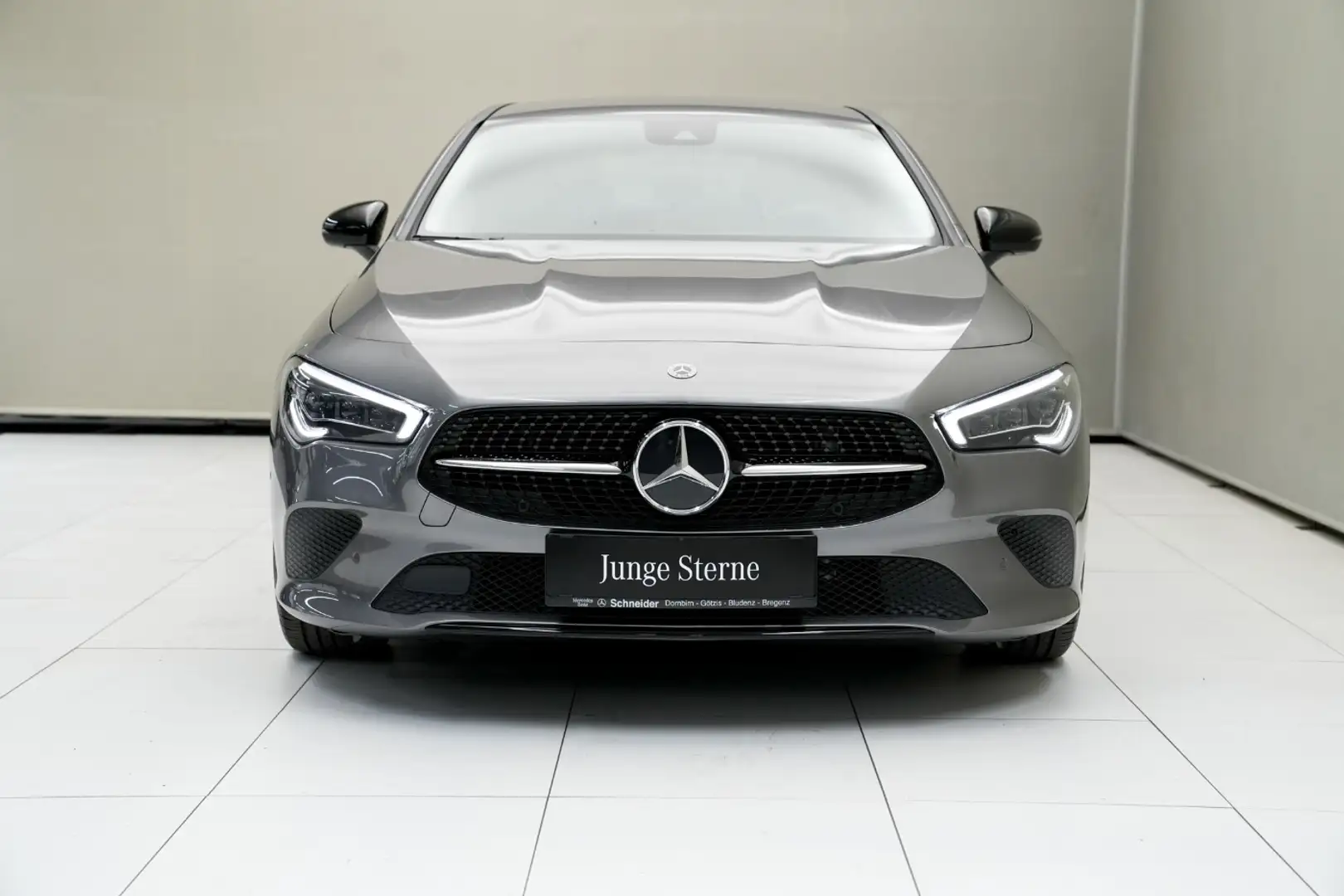 Mercedes-Benz CLA 200 d Coupé Progressive el.Heck SpurH LED Grau - 2