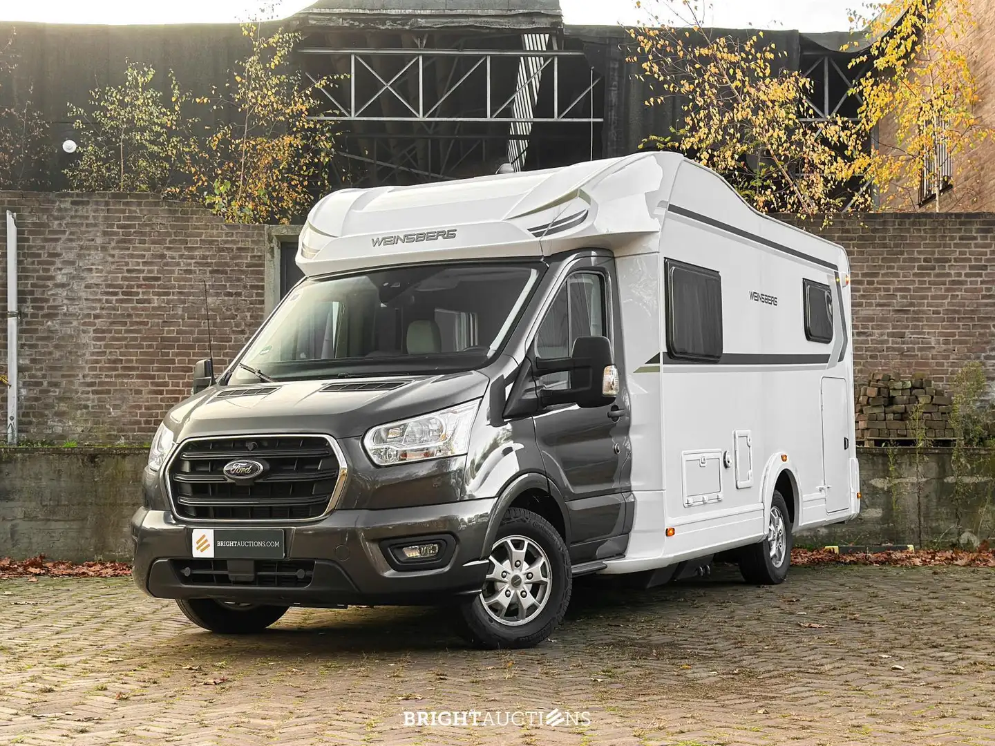 Ford Weinsberg CaraSuite R51 Camper Gris - 1