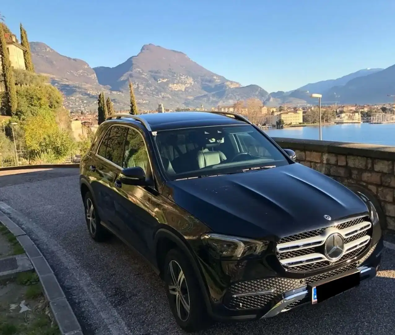 Mercedes-Benz GLE 300 GLE 300 d 4Matic Aut Schwarz - 1