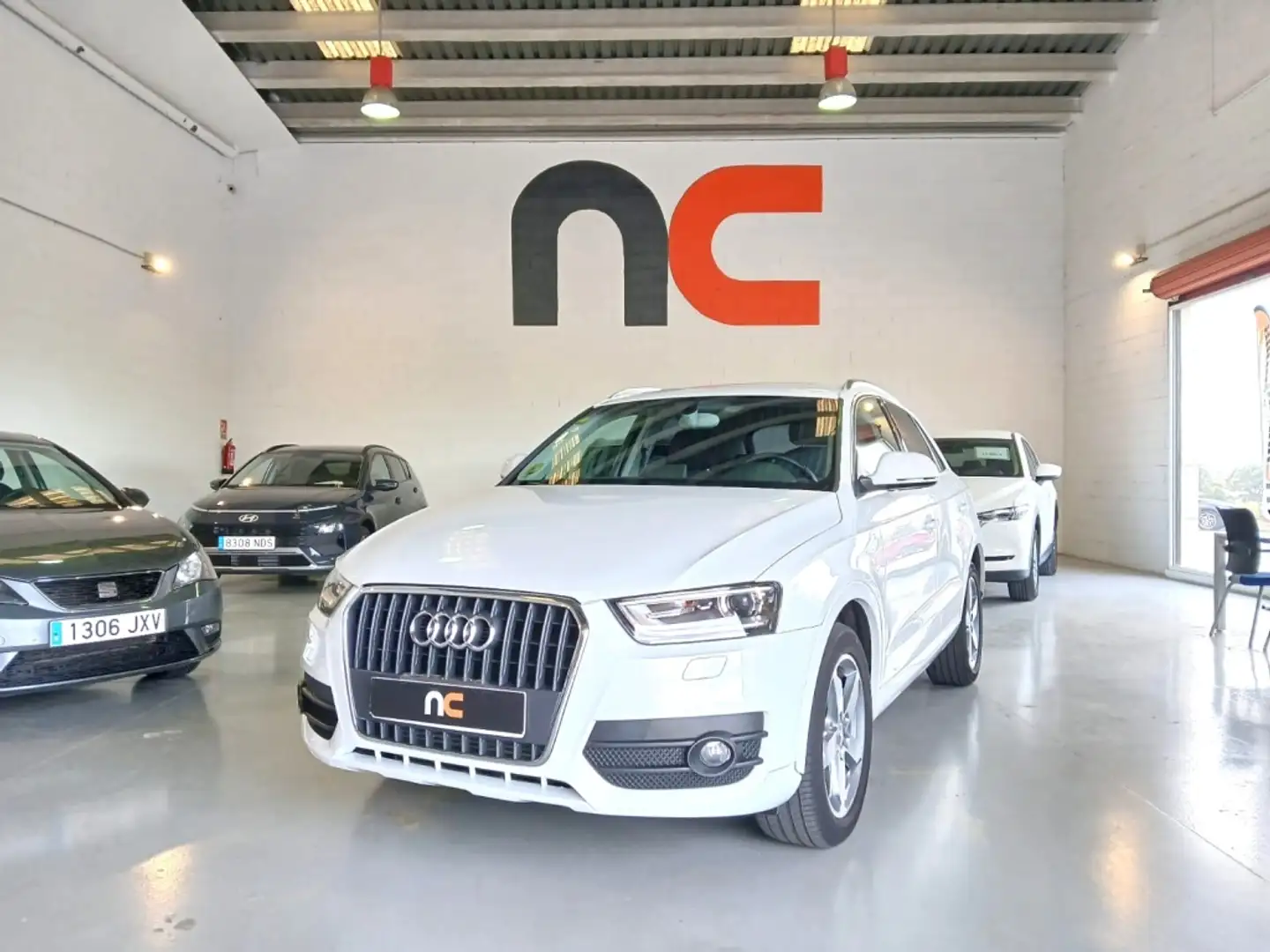 Audi Q3 2.0TDI Advanced Edition Blanc - 1