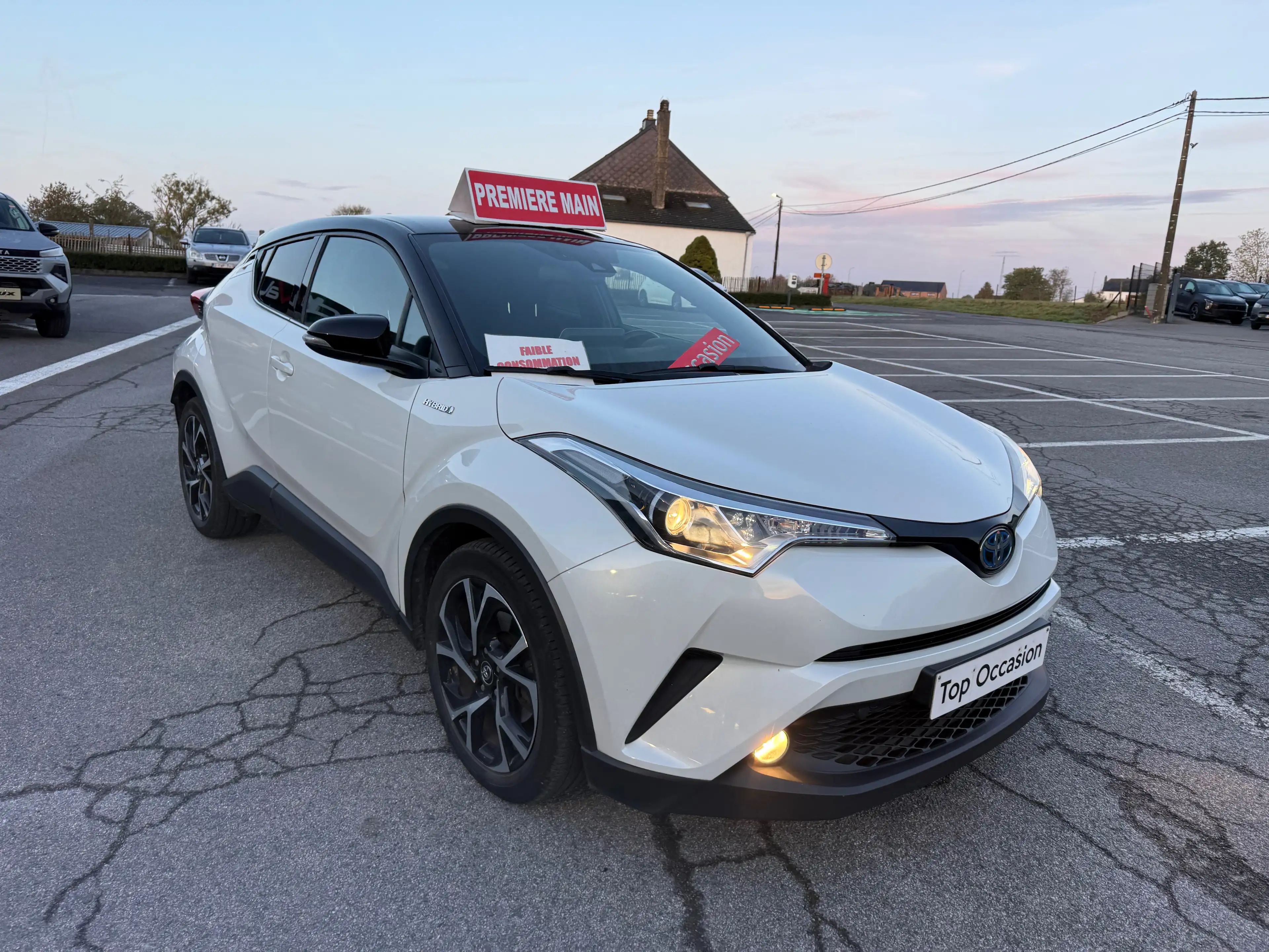 Toyota C-HR — photo 6