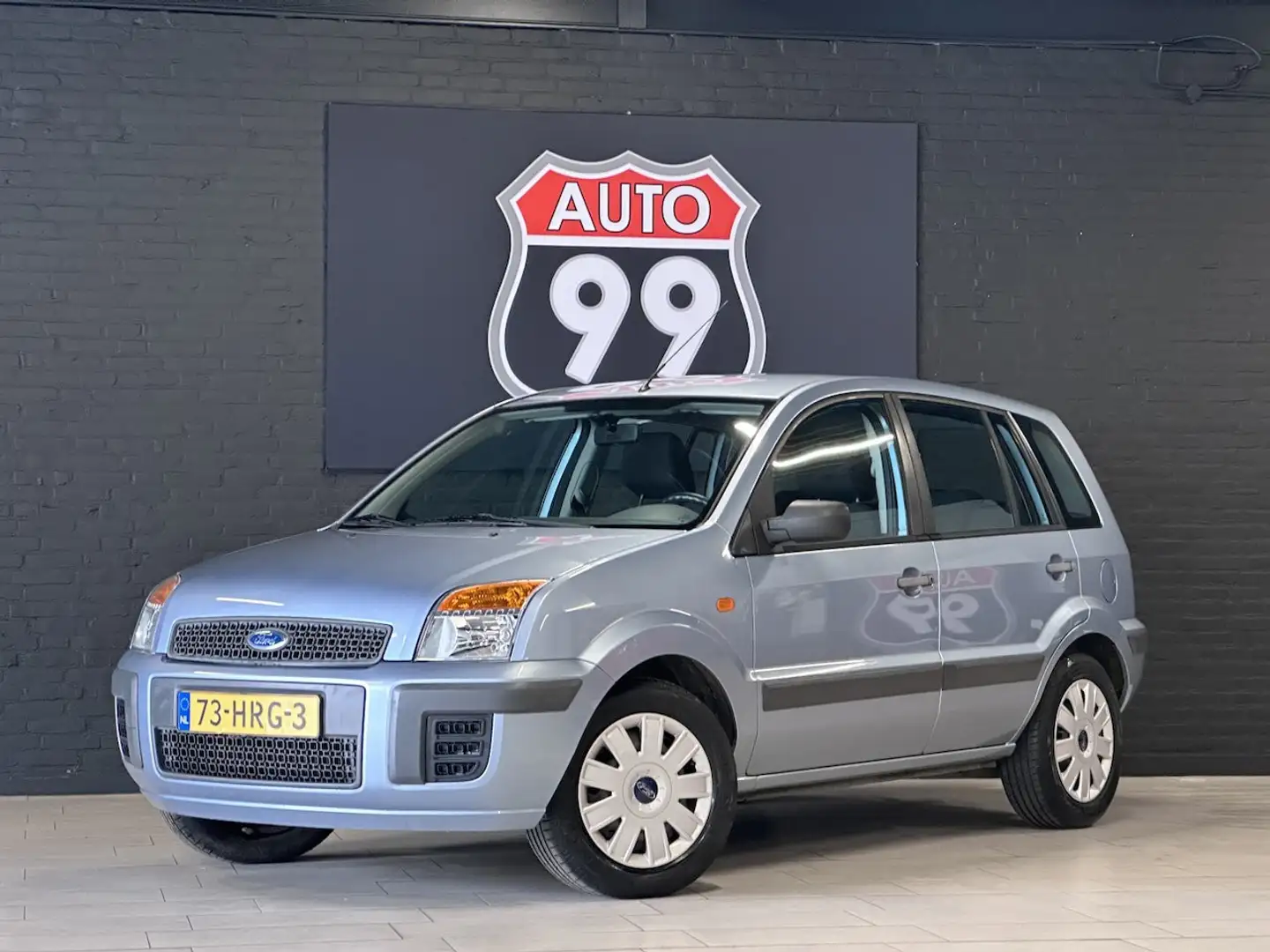 Ford Fusion 1.4-16V Cool & Sound Grau - 1