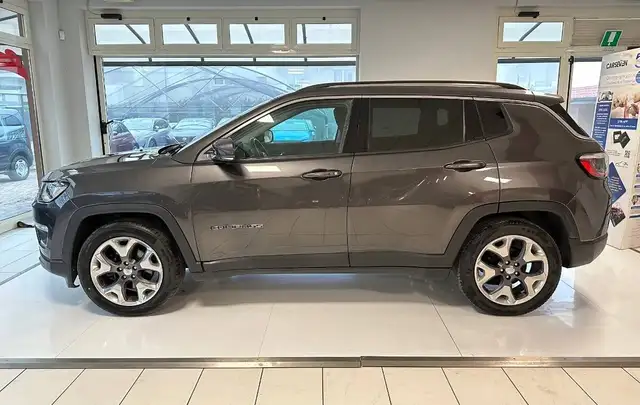 Jeep Compass view 8
