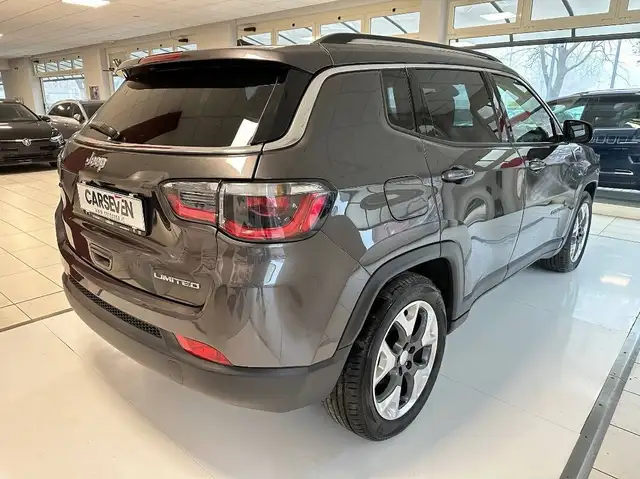Jeep Compass view 5
