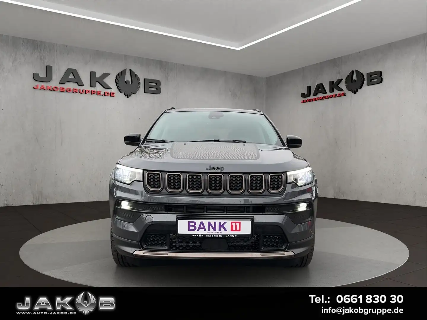 Jeep Compass Sondermodell "UPLAND" PHEV 177 kW (24... Grau - 2