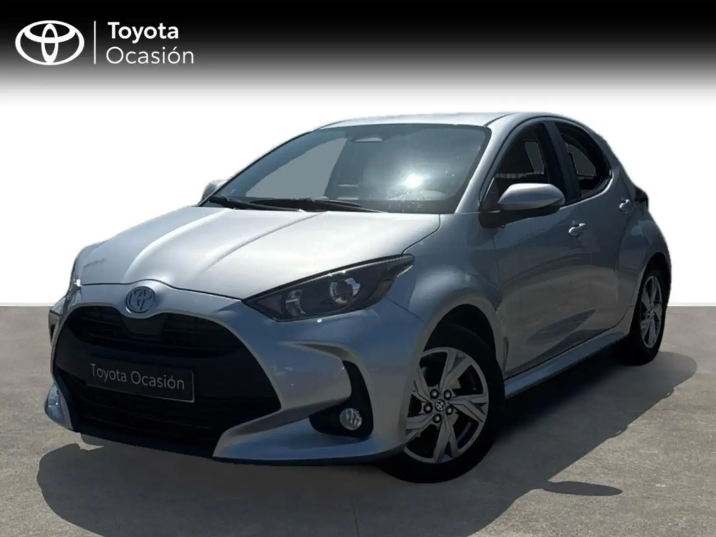 Toyota Yaris 120H 1.5 Active Plus Gris - 1