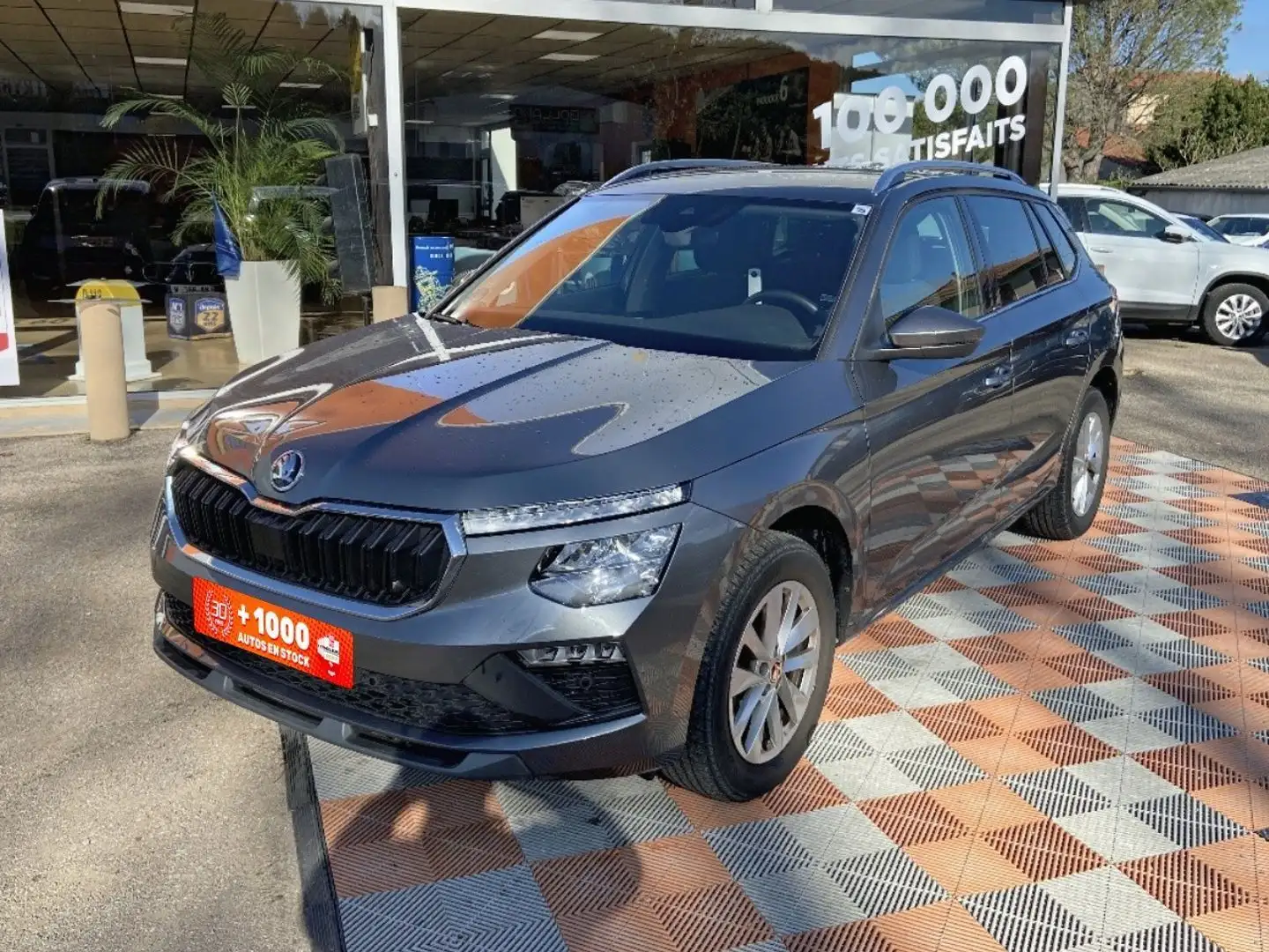 Skoda Kamiq 1.0 TSI 116 BV6 SELECTION Caméra Gris - 1