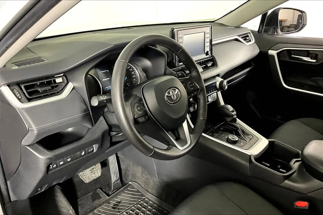 Toyota RAV 4 photo Toyota RAV 4