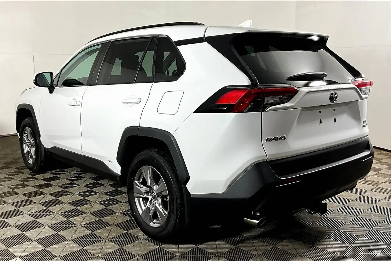 Toyota RAV 4 photo Toyota RAV 4