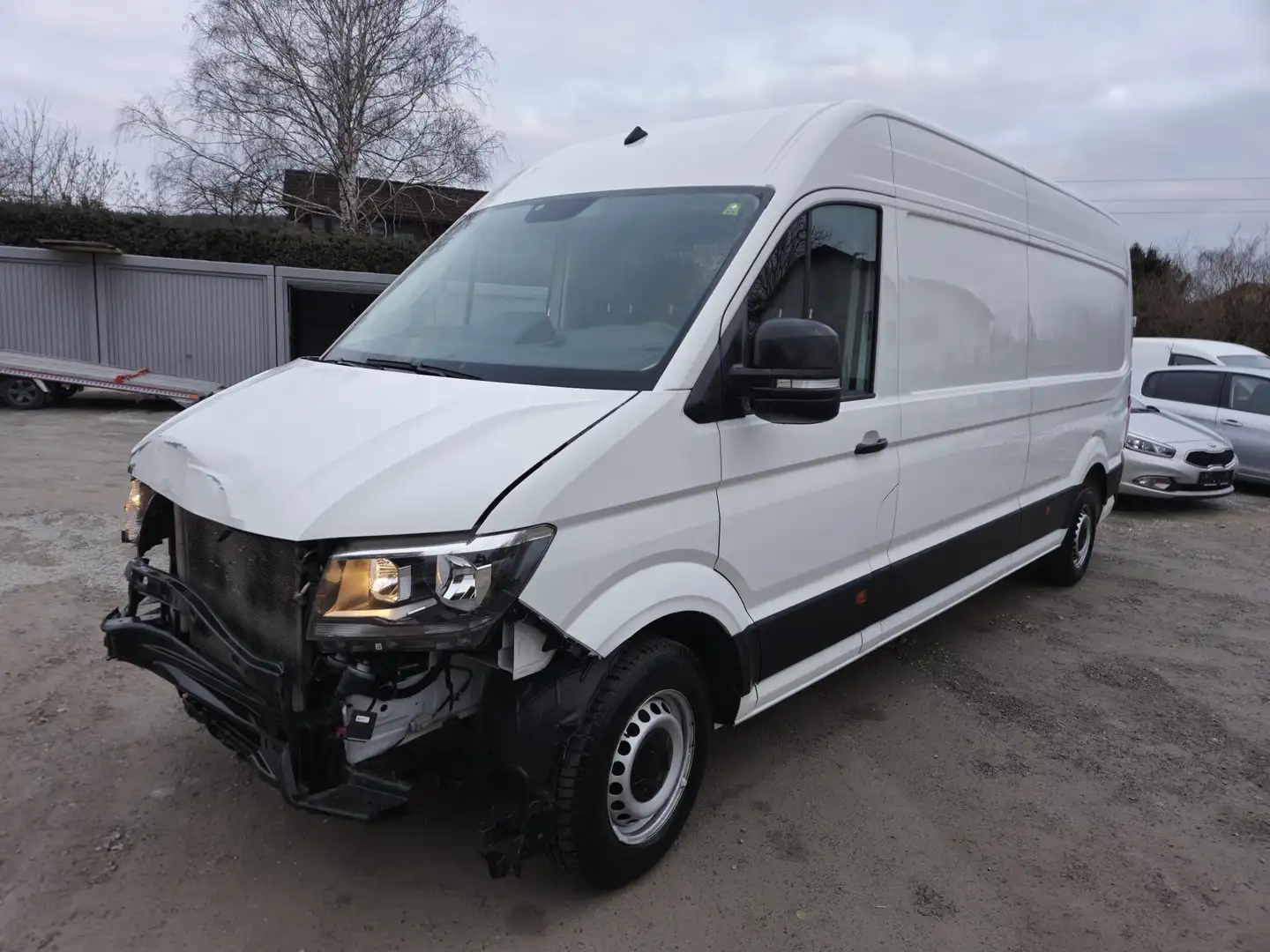 Volkswagen Crafter 2.0 TDI Kasten 35 lang Hochdach FWD Weiß - 1
