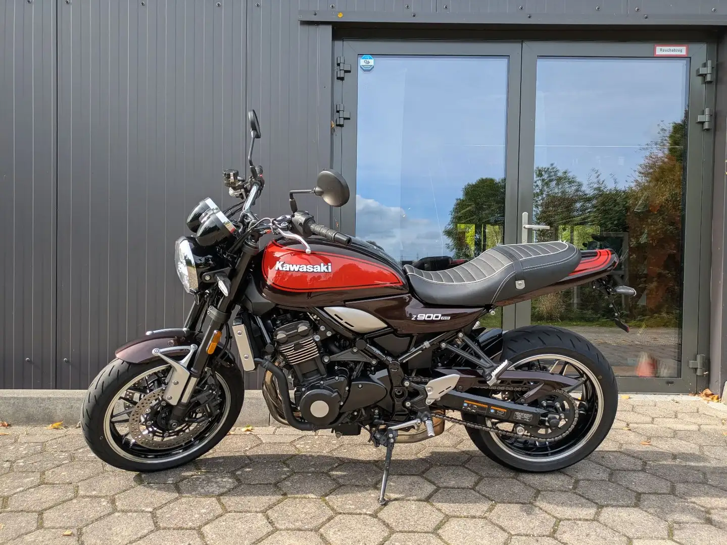 Kawasaki Z900RS sehr gepflegt Rojo - 2