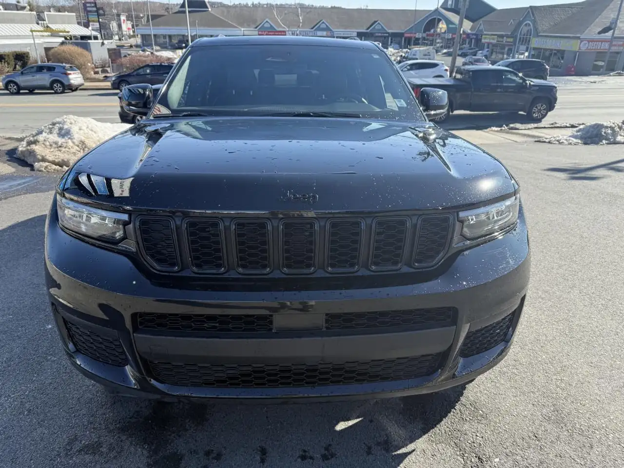 Jeep Grand Cherokee снимка Jeep Grand Cherokee
