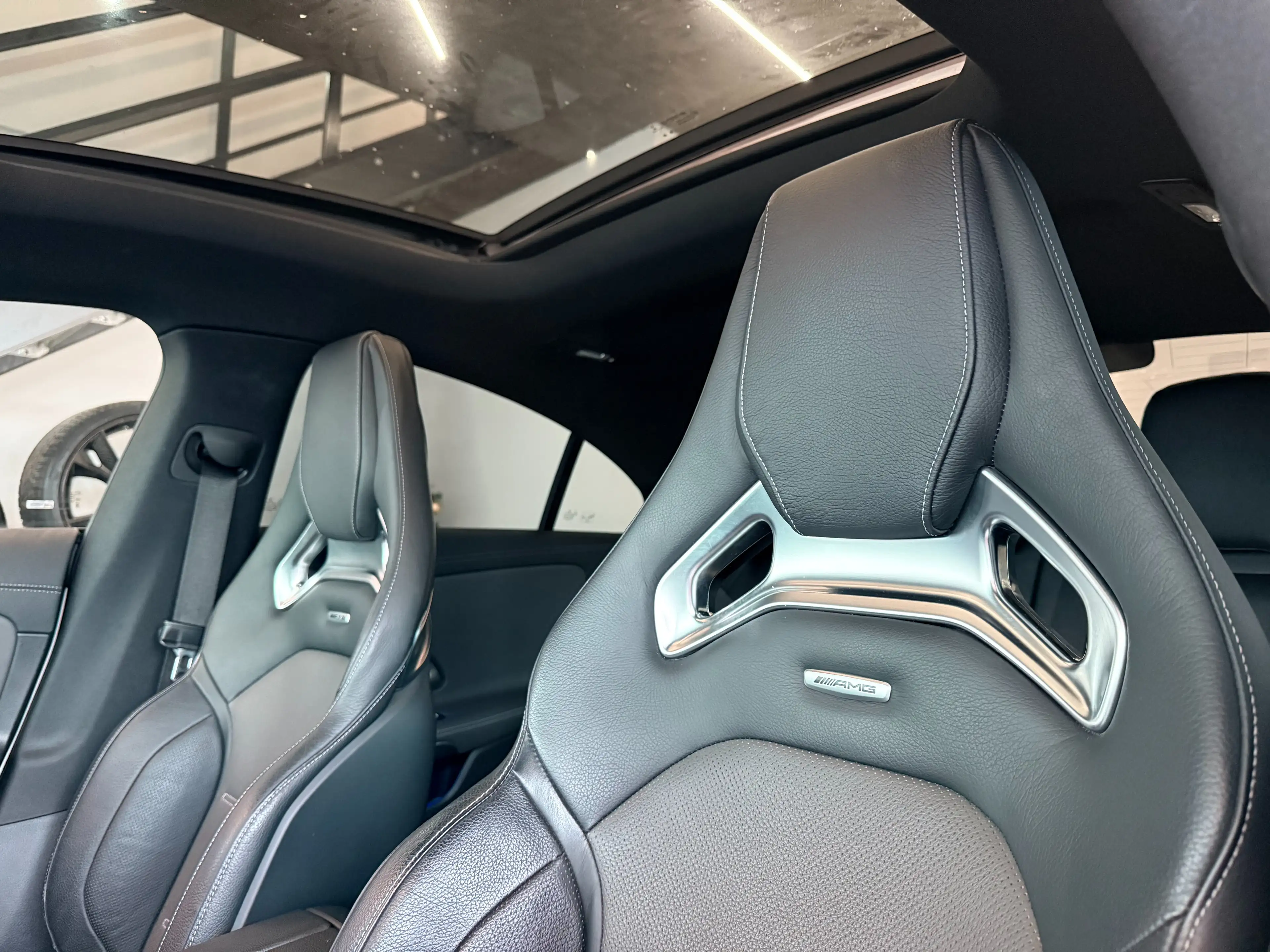 Mercedes-Benz CLA 45 AMG S 4Matic*AMG-Performance*Eventuri*Pano*Mega-VOLL* — photo 10