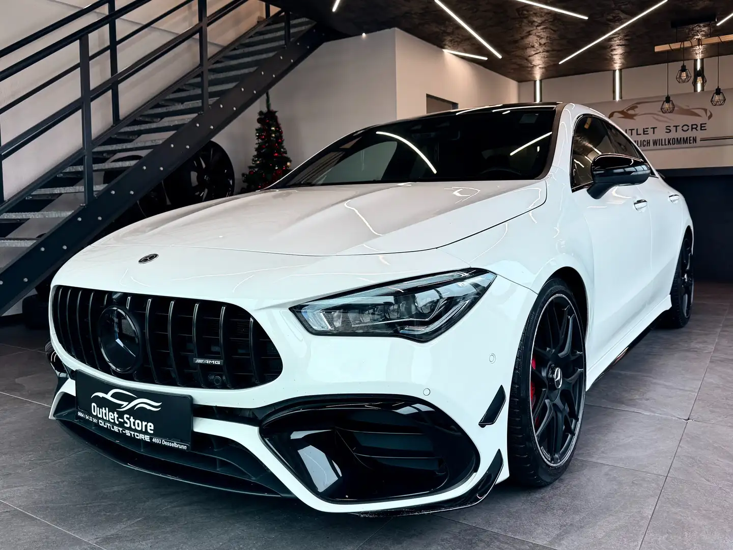 Mercedes-Benz CLA 45 AMG S 4Matic*AMG-Performance*Eventuri*Pano*Mega-VOLL* Weiß - 1