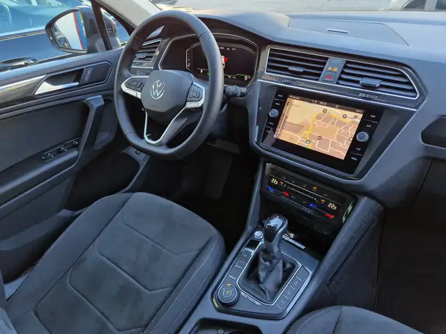 Volkswagen Tiguan view 8