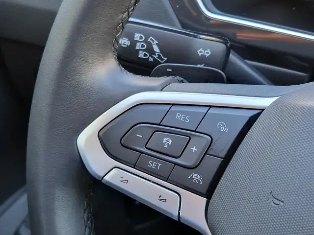 Volkswagen Tiguan view 9