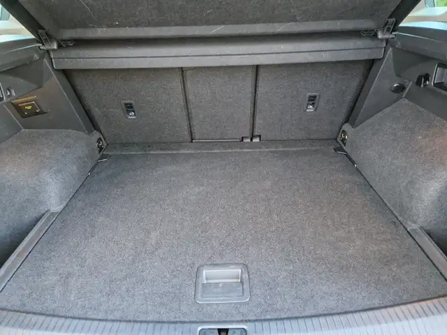 Volkswagen Tiguan view 15