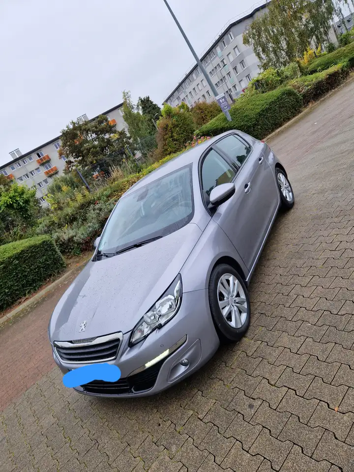 Peugeot 308 1.6 HDi 110ch FAP BVM5 Sportium