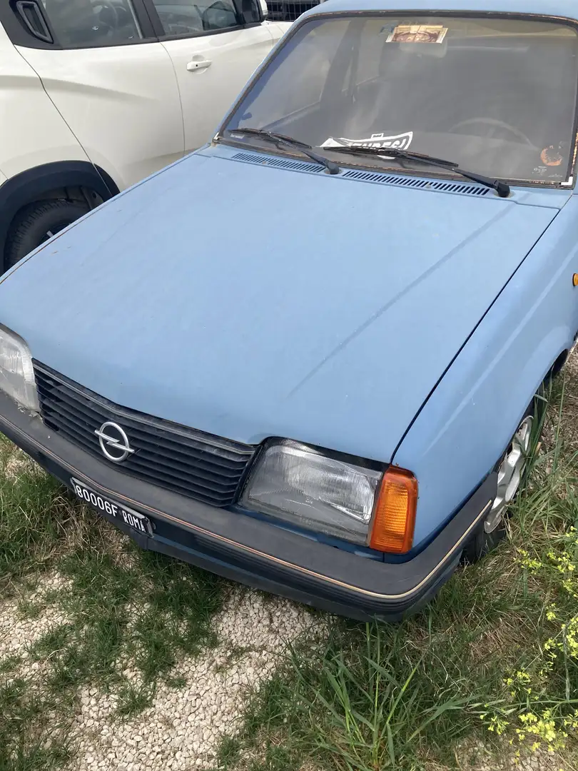 Opel Ascona 4p 1.3 LS 5m - 2