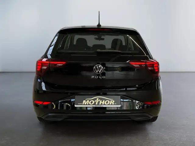 Volkswagen Polo view 5