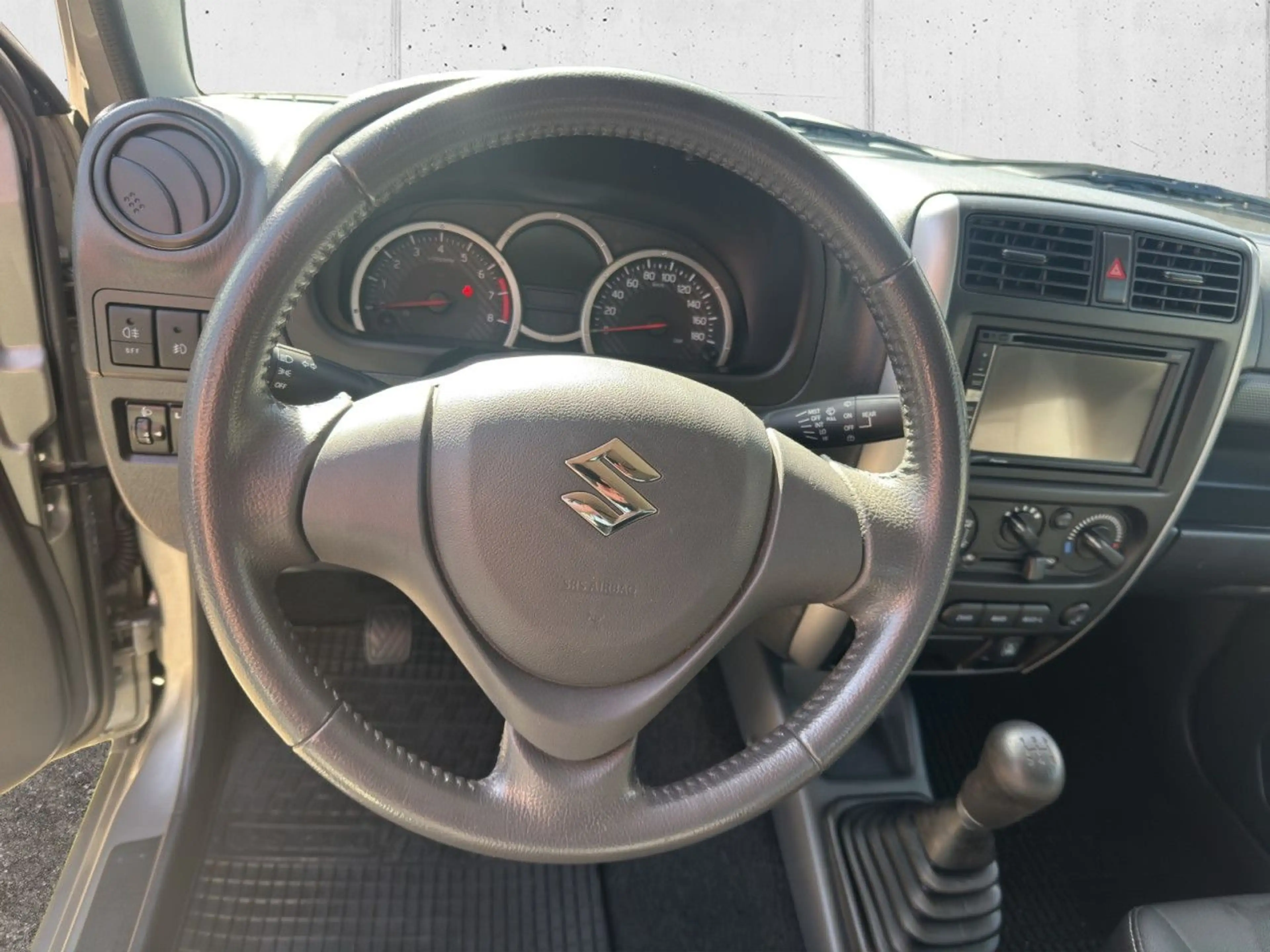 Suzuki Jimny Style Navi Klima el. Fenster — photo 10