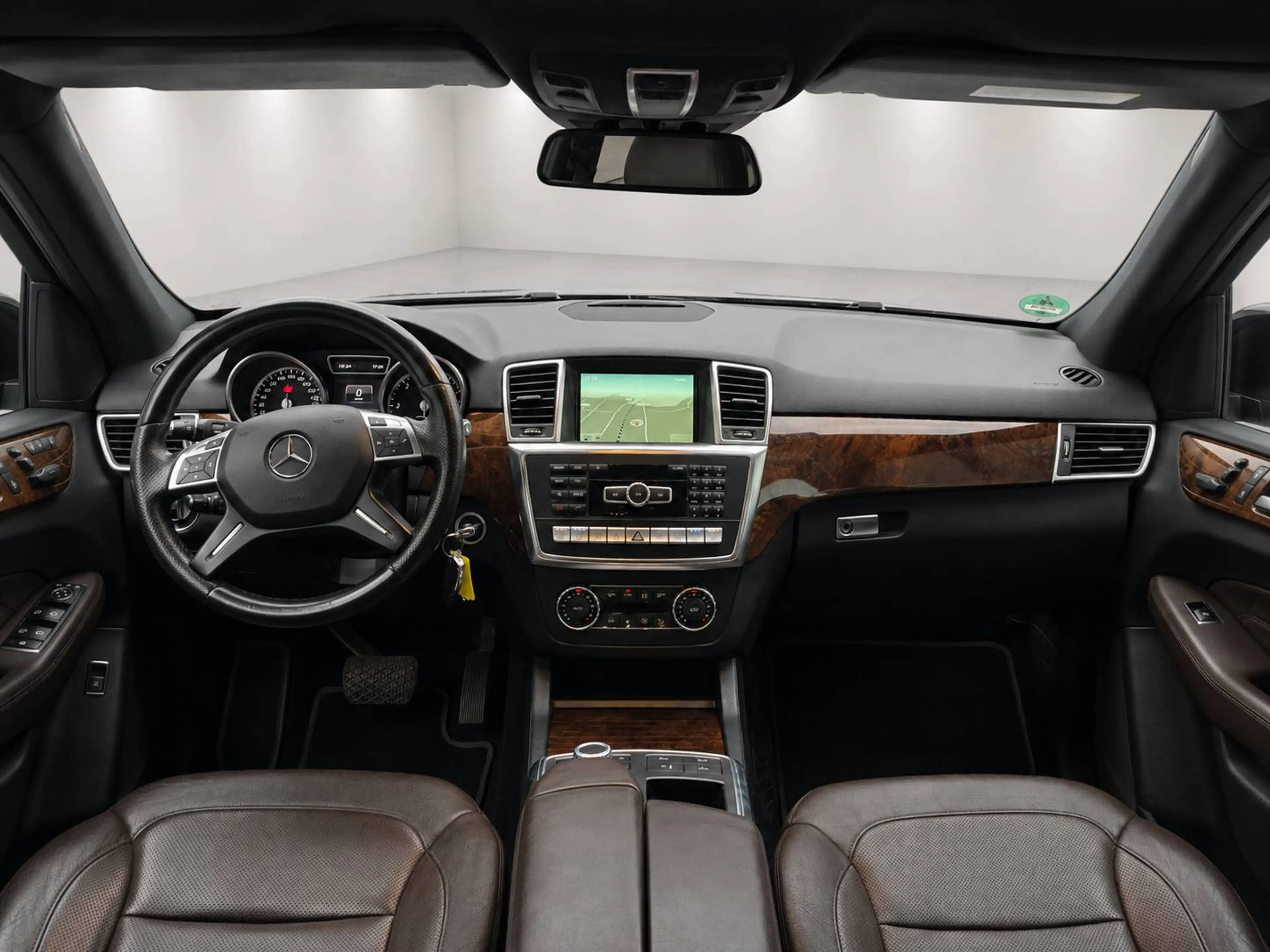 Mercedes-Benz ML 350 ML 350 CDI AMG BlueTec Softclose 360 Nachtischt — photo 11