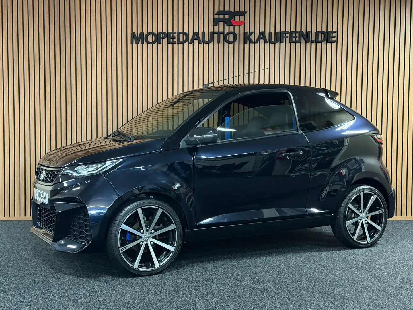 Aixam GTI Sport | 8 PS Kubota Motor | Rückfahrkamera - 1