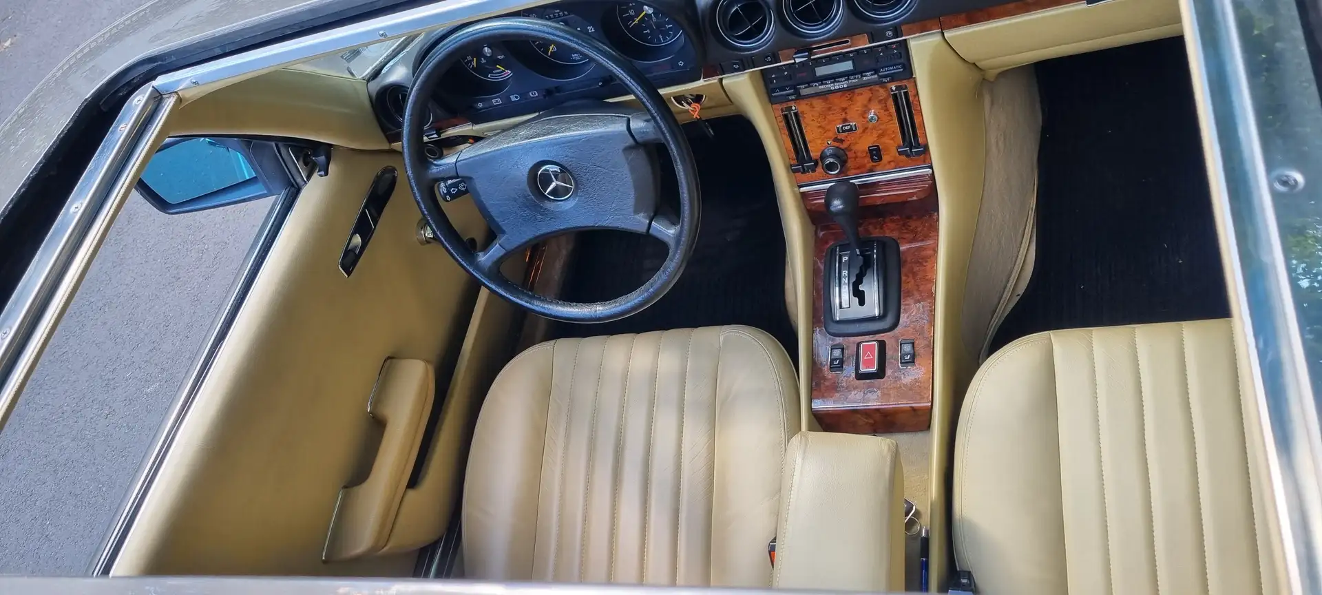 Mercedes-Benz 380 SLC Gri - 1