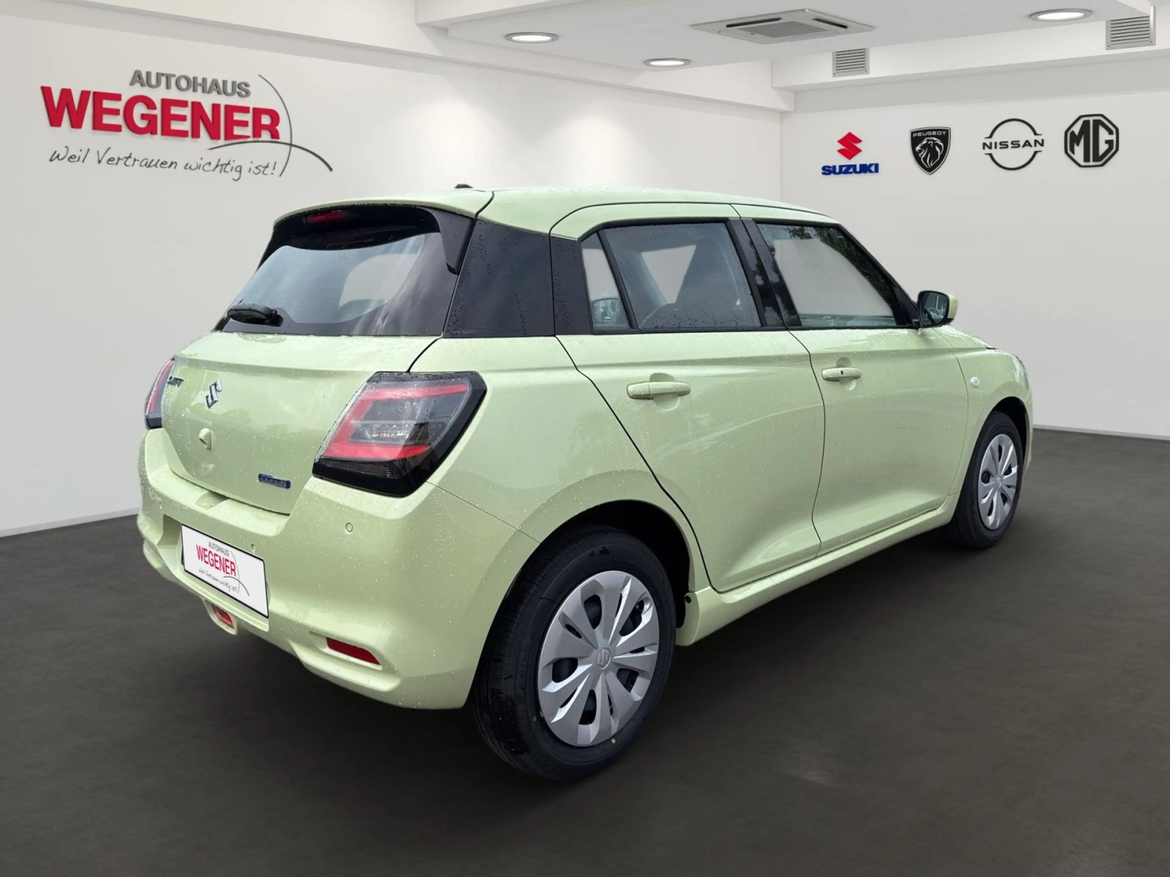 Suzuki Swift SWIFT CLUB HYBRID LED+ACC+NAVI+KAMERA+KEYLESS+++ — photo 3