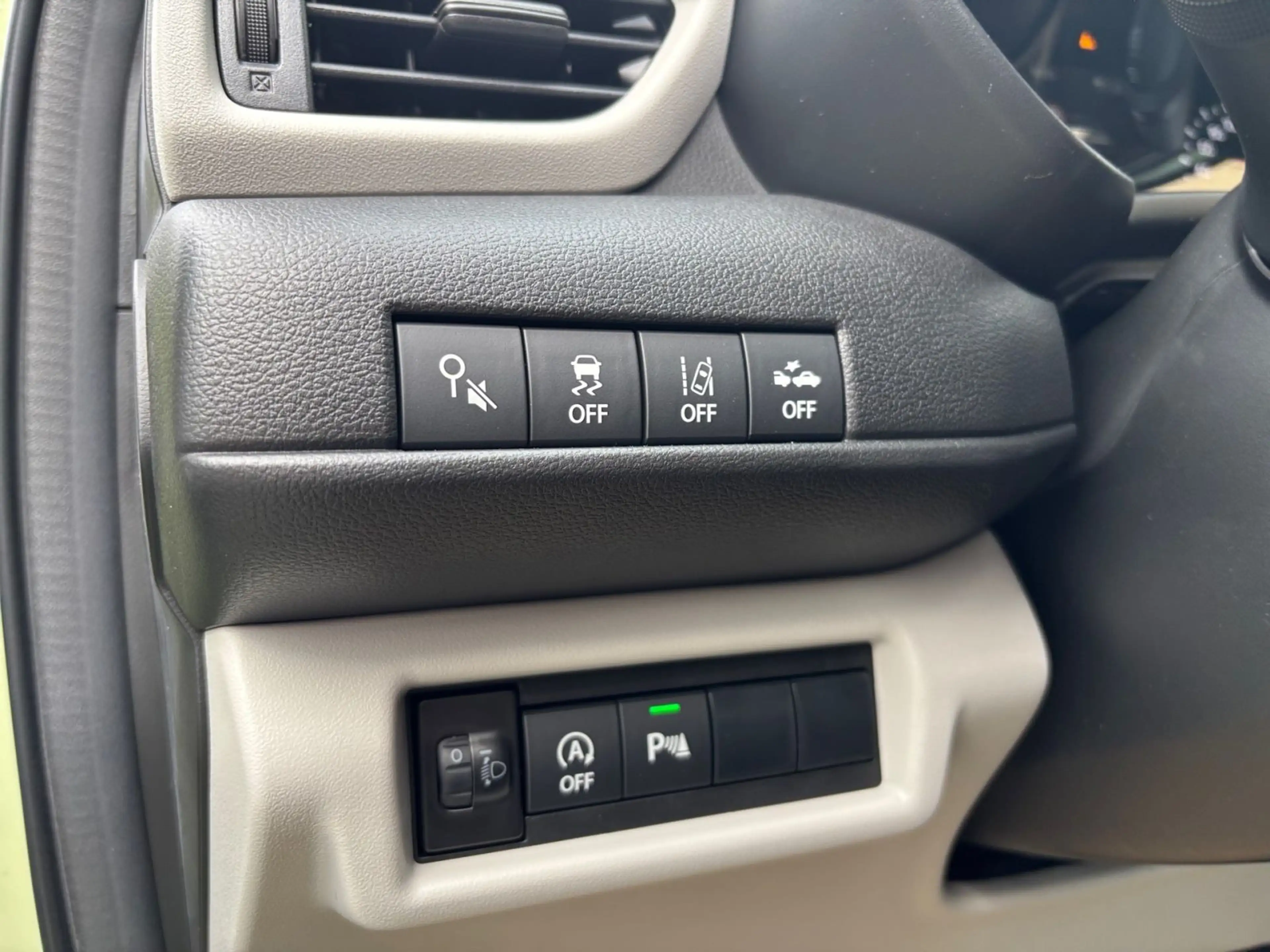 Suzuki Swift SWIFT CLUB HYBRID LED+ACC+NAVI+KAMERA+KEYLESS+++ — photo 13