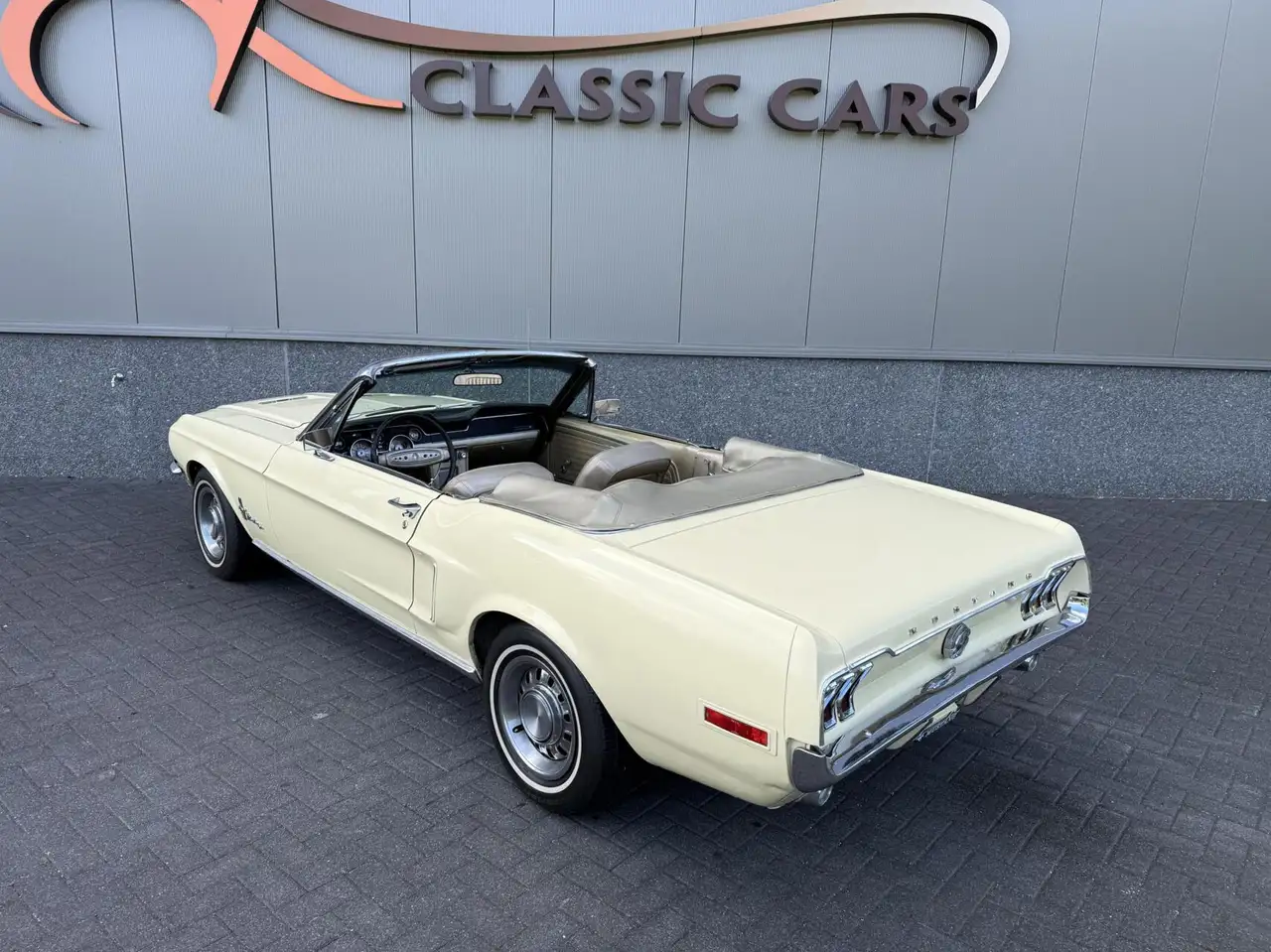 Ford Mustang Convertible, foto 3