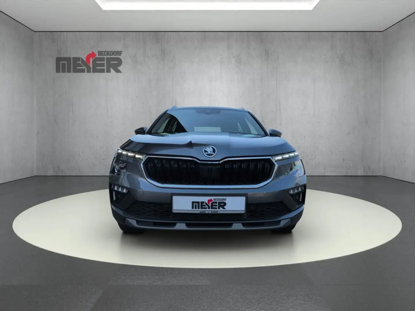 Skoda Kamiq Selection 1.5 TSI DSG Klima Navi Rückfahrkamera Grau - 2