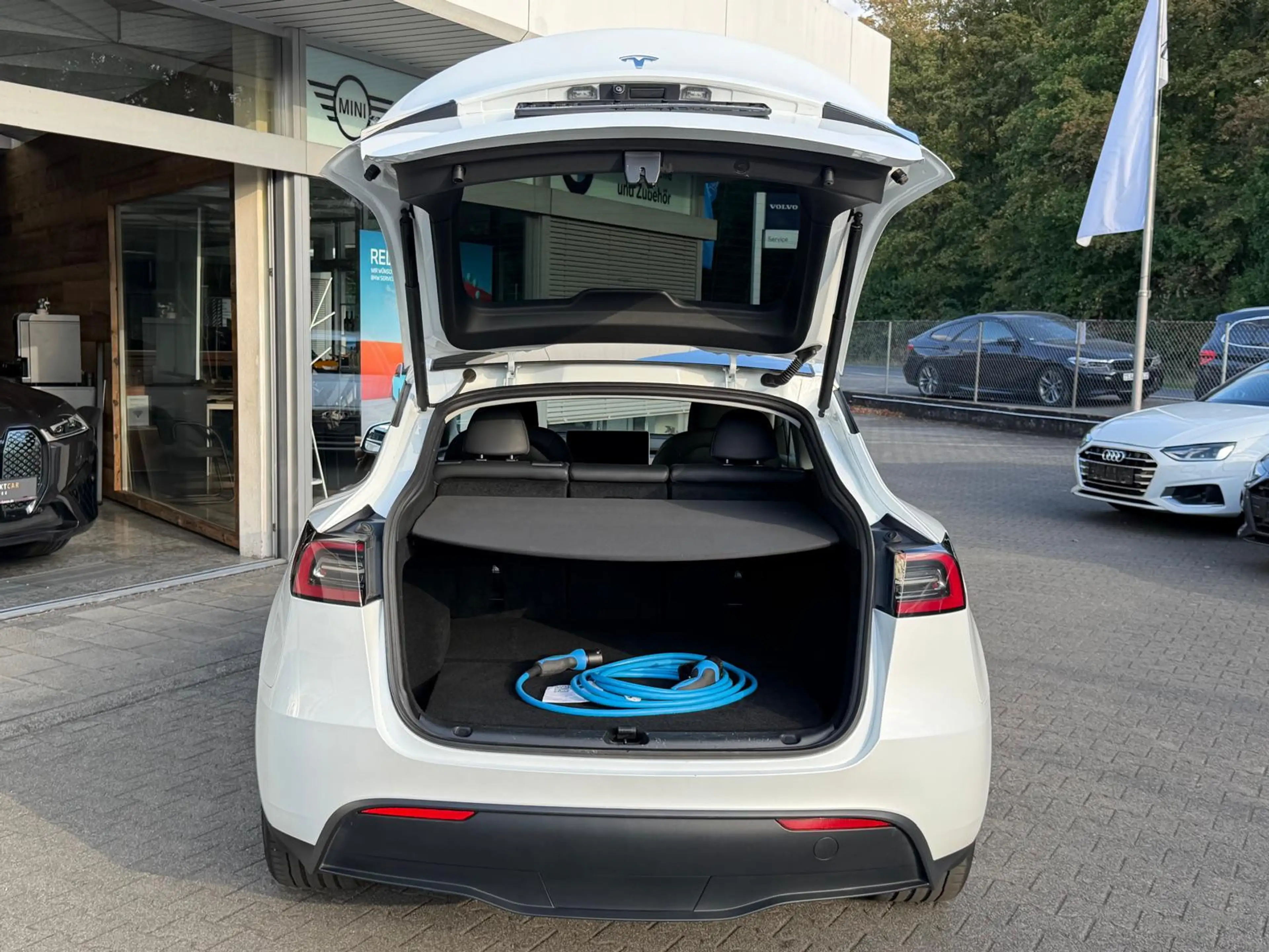 Tesla Model Y LR Dual AWD PANO+STDHZ+NAVI+LED+ACC+19+ — photo 20