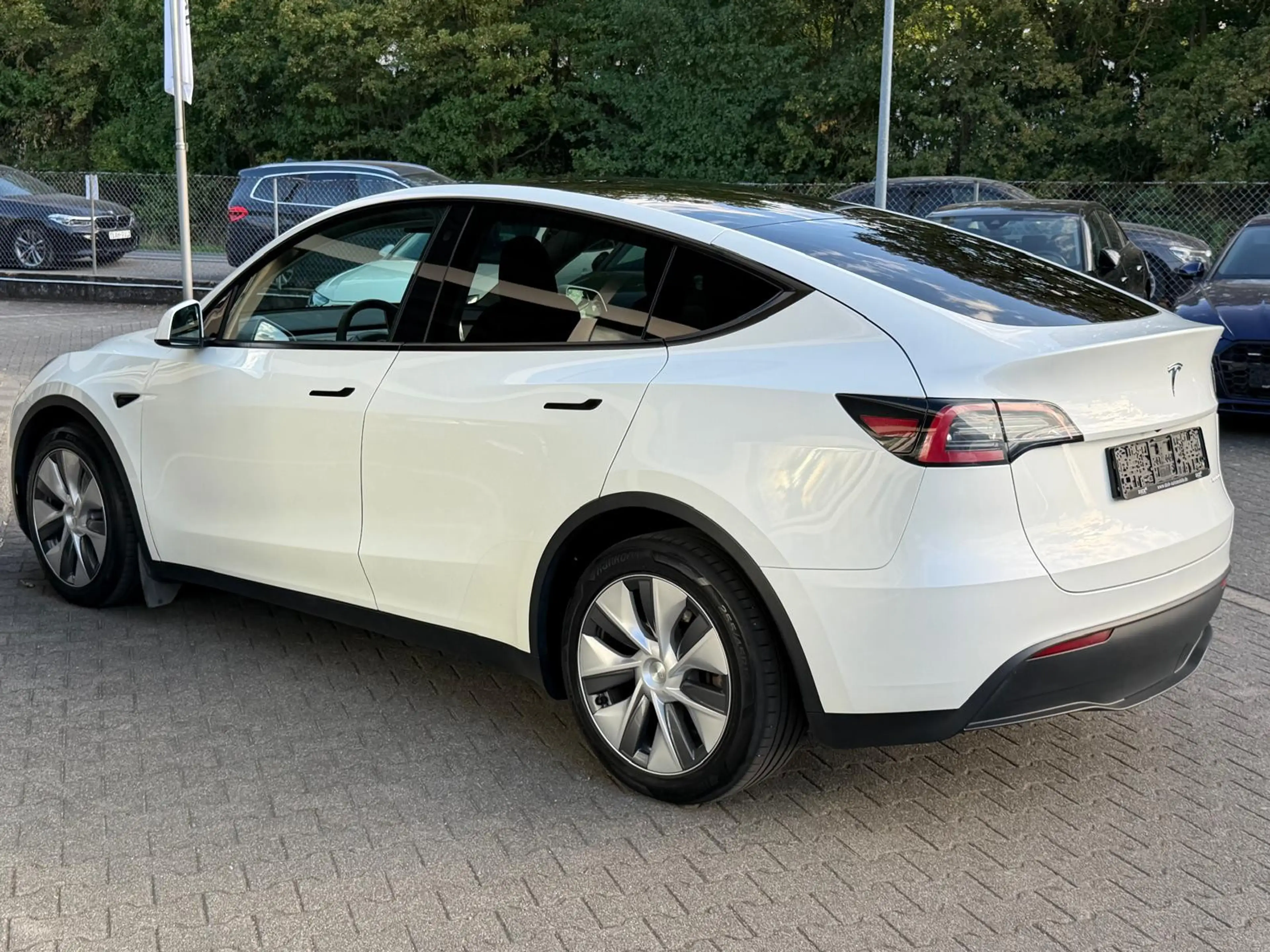 Tesla Model Y LR Dual AWD PANO+STDHZ+NAVI+LED+ACC+19+ — photo 6