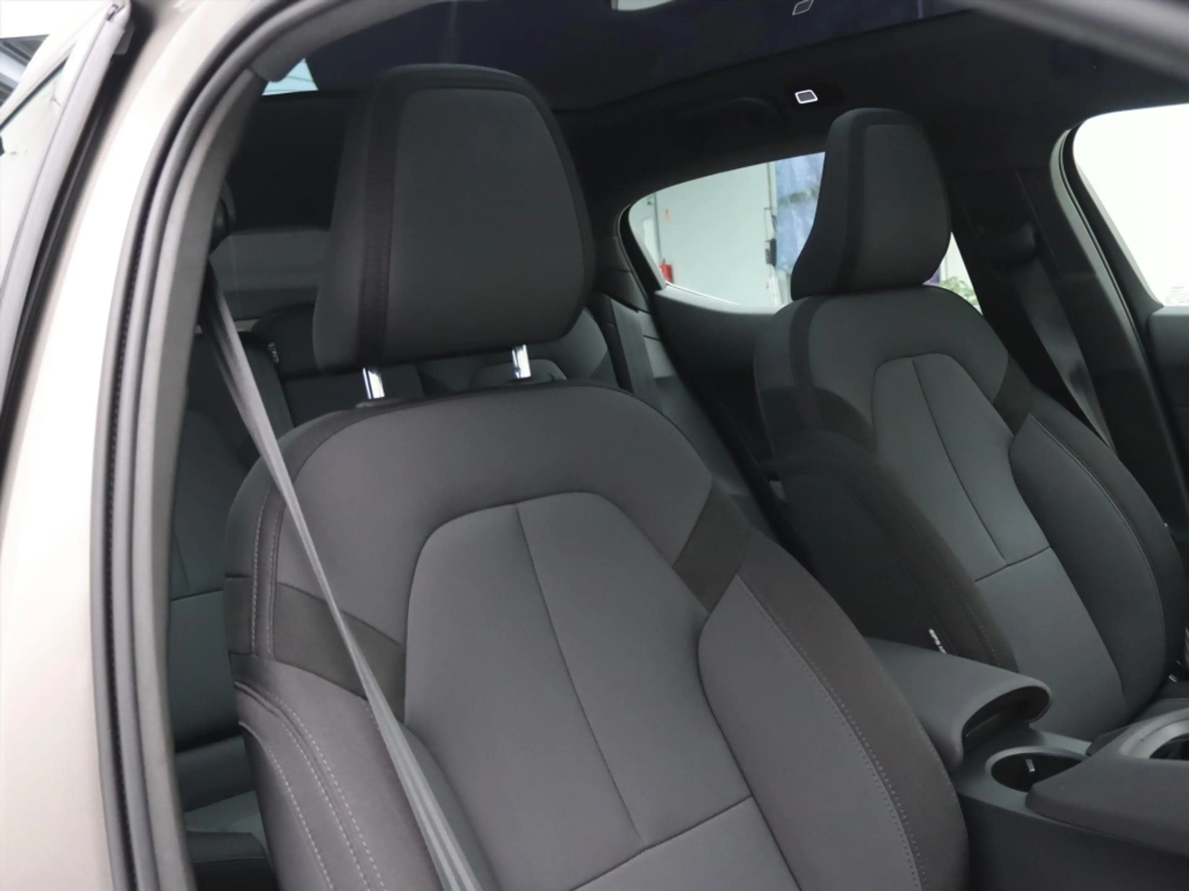 Polestar 2 Long Range Dual Motor 408PK 91.5% SoH 78kWh [ TREK — photo 16