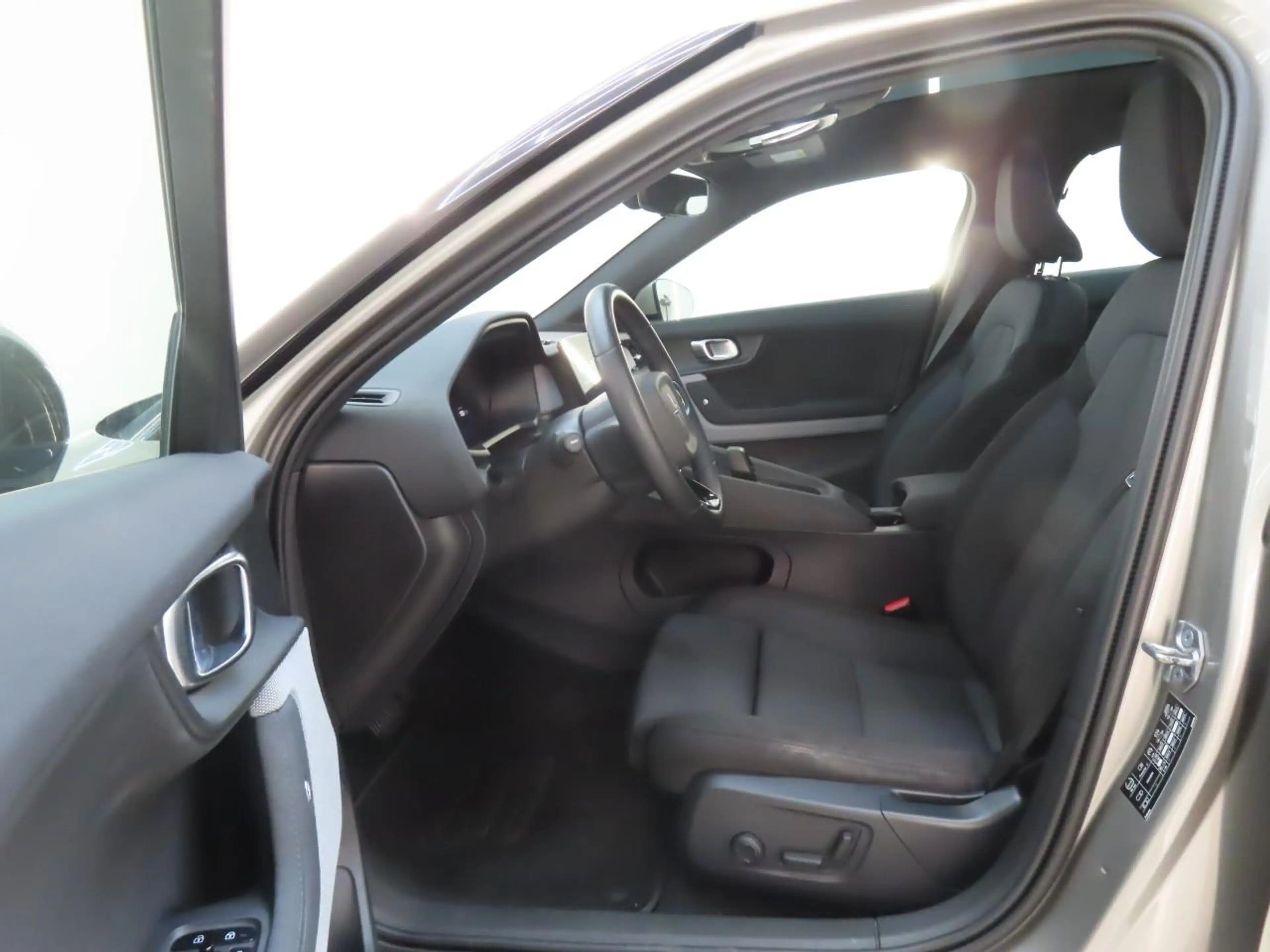 Polestar 2 Long Range Dual Motor 408PK 91.5% SoH 78kWh [ TREK — photo 8