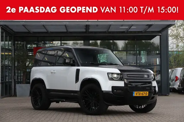 Land Rover Defender 90 3.0 D250 | HSE | Grijs kenteken | Panorama | El