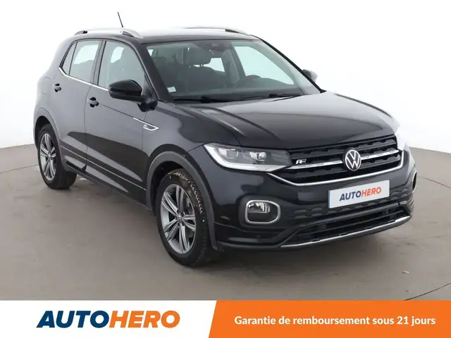 Volkswagen T-Cross view 8