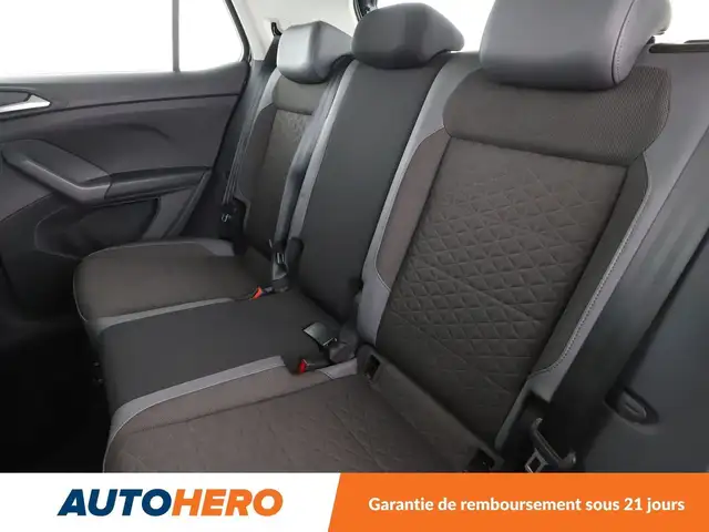 Volkswagen T-Cross view 14