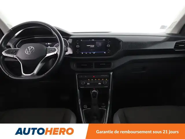 Volkswagen T-Cross view 12